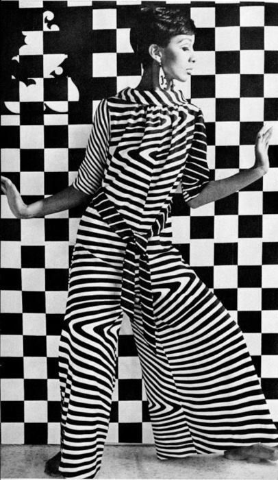 Op Art : Crazy Patterns of the Swinging Sixties | Blog | Lookbook ... European Artists, Art Explosion, 60s Outfits, 1960 Fashion, 60s 70s Fashion, Victor Vasarely, Fashion 1960s, Swinging Sixties, Optical Art