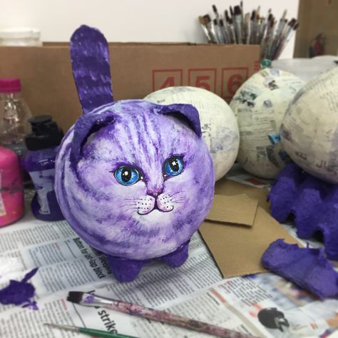 Animal Art Projects For Kids, Cat Paper Mache, Paper Mache Art Projects, Paper Mache Projects, Paper Mache Animals, Animal Art Projects, Paper Mache Clay, Art Projects For Kids, Paper Mache Sculpture