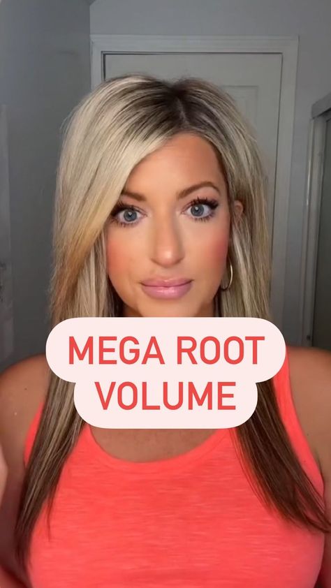 Rachel Bowling | How to get volume at the roots - teasing method! • If this was helpful, please like and follow along with me, @rachelbowling for more... | Instagram How To Tease Your Hair For Volume, How To Get Volume In Hair Roots, Bombshell Hair Tutorial, Volume Hair Tutorial, Volume Straight Hair, Long Hair Volume, Volume Haircut, Big Volume Hair, Makeup Tips To Look Younger