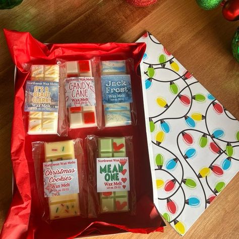 Christmas Wax Melt Bundle - Peppermint, Cinnamon, and Vanilla Fragrance - 1.8 oz each - Candle, Decor Christmas Wax Melts, Vanilla Fragrance, Wax Melts, Peppermint, Candle Decor, Cinnamon, Vanilla, Wax, Fragrance