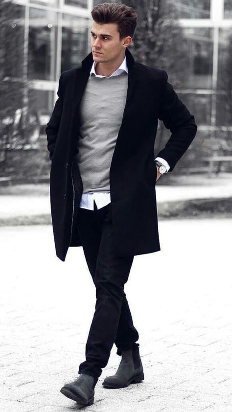 Black Peacoat Outfit, Black Coat Outfit Winter, Men Fall Fashion, Winter 2024 Fashion Trends, Peacoat Outfit, Winter Outfits For Men, Black Coat Outfit, Winter 2024 Fashion, Dressing Chic