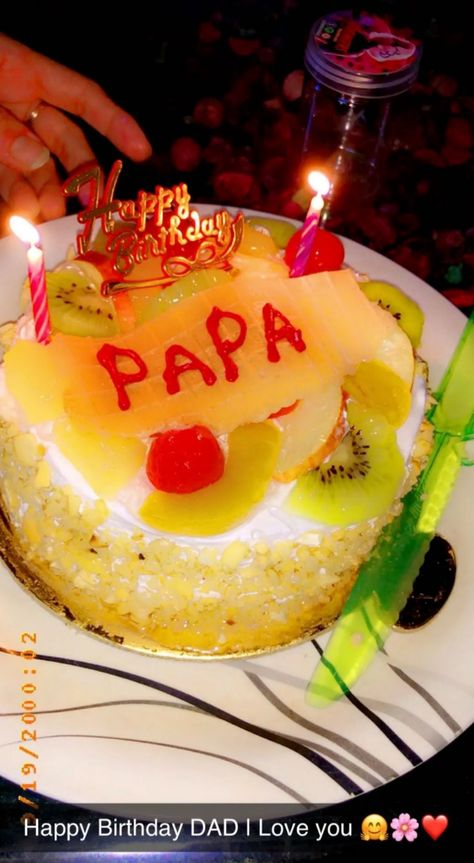 Happy Birthday Dad Cake, Cake Snapchat, Sewing Cake, Food Snap, Eating Food Funny, Food Funny, Happy Birthday Dad, Eating Food, Fake Food