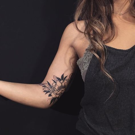 Digging the placement! Tattoo Placement For Women, Women Tattoo Placement, Blatt Tattoos, Bicep Tattoo Women, Inner Elbow Tattoos, Botanisches Tattoo, Tattoo Side, Tattoo Placement Arm, Marigold Tattoo