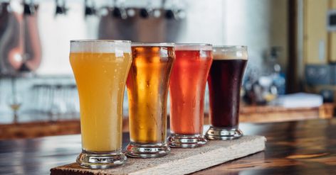 If you're trying to cut calories but don't want to give up on beer, you're in luck. This article lists 50 of the best low calorie beers. Low Calorie Beer, Beer Calories, Post Workout Drink, Gluten Free Beer, Non Alcoholic Beer, Pilsner Beer, Blonde Ale, Beer Time, India Pale Ale