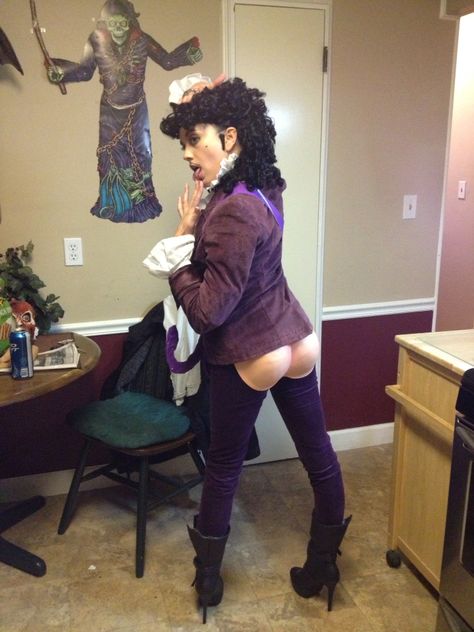 Prince Halloween Costume. Butt-out jeans Prince Halloween Costume, Haunted Hollywood, Office Halloween Costumes, Office Halloween, Prince Costume, Cinderella Costume, Cat Costume, Halloween Costume Outfits, Cat Costumes