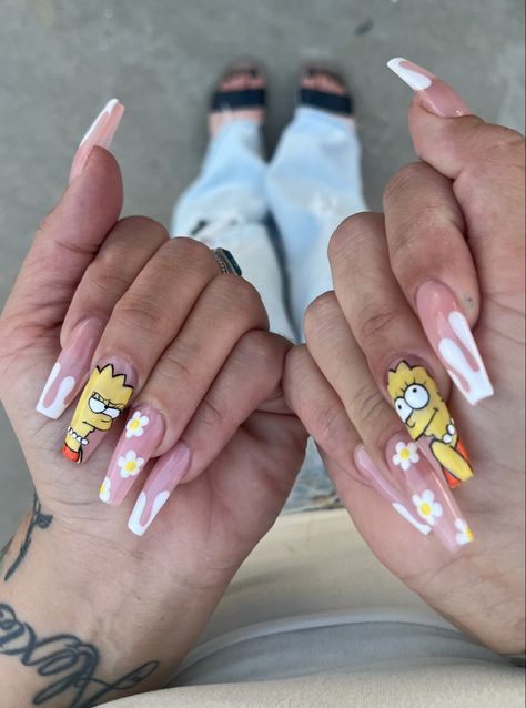 Simpsons Nails Art, Simpson Nails Acrylic, Lisa Simpson Nail Art, Lisa Simpson Nails, Bart Simpson Nails, The Simpsons Nails, Simpsons Nails, Universal Nails, Florida Nails