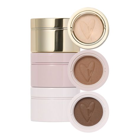 Discover the new Eye Pod Trio in Toujours from Westman Atelier ✨ This set features three creamy matte nude shades that blend seamlessly for a natural, sophisticated look. Perfect for any occasion, day or night. #WestmanAtelier #EyePodTrio #CleanBeauty Westman Atelier, Natural Eyeshadow, Makeup Lessons, Eyes Lips Face, Cream Serum, Greasy Hair Hairstyles, Holistic Beauty, Eye Mascara, Hair Perfume