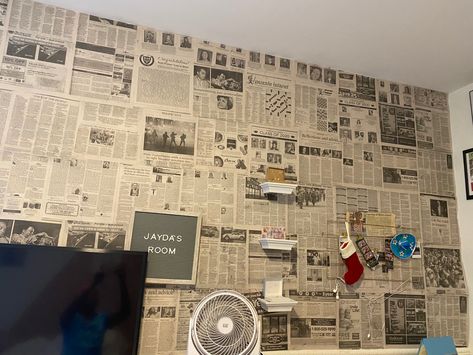 #diy #roomideasbedroom #room #aesthetic #aestheticroomideas #roomdecoration #bedroom #bedroomdesign #newspaper #newspapercrafts Diy Newspaper Wall Art, Newspaper Wall Decor Ideas, Room Decor With Newspaper, Newspaper Club Aesthetic, Newspaper Room Decor, Newspaper Aesthetic Room Decor, Newspaper Wall Decor Aesthetic, Wall Hanging With Newspaper, Newspaper Room Decor Wall Art