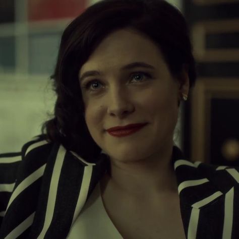 Dr Alana Bloom, Hannibal Alana Bloom, Hannibal Alana, Alana Bloom, Caroline Dhavernas, Hannibal Nbc, Hannibal Series, Nbc Hannibal, Halloween Outfits