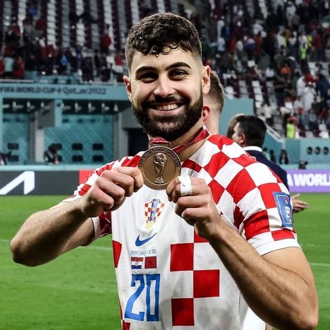 Gvardiol Croatia, Croatia Soccer, Croatia Football, Kiss Marry Kill, Soccer Legends, Soccer Guys, International Football, World Cup 2022, Casino Slots