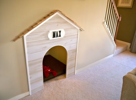 Driven By Décor: Stylish Built-in Dog Beds and Kennels Built In Dog House, Under Stairs Dog House, Food Pillows, Under The Stairs, Store Food, Attic Bedroom, Creative Stuff, Under Stairs, Humble Abode