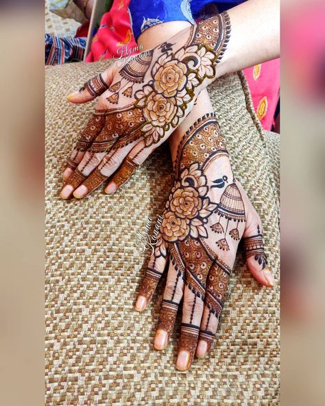 Hema Kanani Mehndi Designs, Designer Mehendi Designs, Delicate Mehendi, Mehendi Event, Designer Mehendi, Baby Mehndi Design, Indian Mehndi Designs, Modern Mehndi, Mehndi Designs 2018