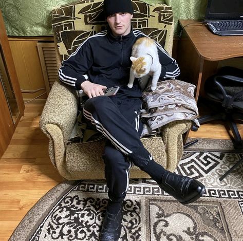 Gopnik Aesthetic, Russian Aesthetic Outfit Men, Russian Outfits Men, Russian Adidas, Grunge Russian Aesthetic, Slavic Guys, 90s Aesthetic Russia, Teen Guy Fashion, Men Aesthetic Outfits