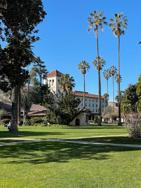 Santa Clara university Santa Clara University Aesthetic, Universities Aesthetic, College Goals, College Usa, Santa Clara California, Santa Clara University, College Acceptance, Dream College, Dream School