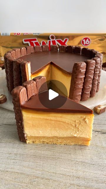 NO-BAKE TWIX CHEESECAKE 😍

Just 3 days to go until my new book No Bake Baking is finally released! 🥳 So here’s one of the many �... | Instagram Twix Cheesecake Recipe No Bake, No Bake Baking, Twix Cheesecake Recipe, Moist Fruit Cake Recipe, Fitwaffle Kitchen, Twix Cheesecake, Mini No Bake Cheesecake, Layer Cheesecake, Twix Chocolate