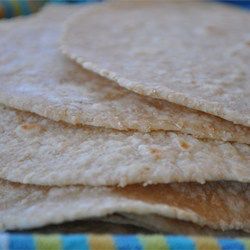 Oat Bran Tortillas Gluten Free Corn Tortillas, Pancakes Sans Gluten, Homemade Tortilla Recipe, Corn Tortilla Recipes, How To Make Flour, Tortillas Recipe, Recipes With Flour Tortillas, Homemade Corn Tortillas, How To Make Tortillas