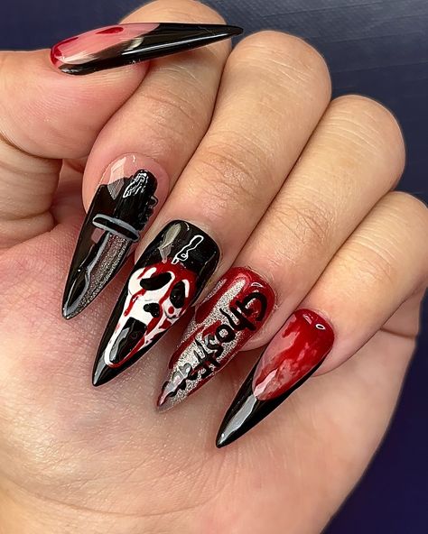 You wanna play Psycho Killer 👻🔪 Ghost Face Set Available now on my etsy! 🔗Link in Bio 👻 Materials: ✨@NailzKatKat gel polish jet black -006 ✨NailzKatKat gel polish French tips White - 007 ✨@fanzest nail polish - Jelly Red #pressonsforsale #pressonnails #ghostface #ghistfacekiller #ghostfacenails #ghostfacenailset #screamnails #screammovie #halloween #halloweenmovie #nails #nailart #nailartist #etsyshop #halloweenqueen #screamqueen #screammask #screammasknails #halloweennails #horrornai... Halloween Nails Michael Myers, Juggalo Nails, Saw Nails Halloween, Jason Nails Halloween, It Halloween Nails, Redrum Nails, Michael Myers Nails, Gore Nails, French Tips White