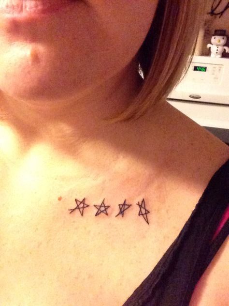 Drawn Star Tattoo, Grandparents Draw Tattoo, Family Star Tattoo Ideas, Family Star Tattoo, Star Family Tattoo, Tattoos Drawn By Family, Family Drawn Tattoo, Grandparents Tattoo, Maria Tattoo