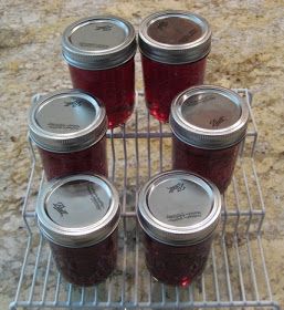 Pomegranate Jam, Baked Gifts, Pomegranate Jelly, Armenian Food, Wine Jelly, Pomegranate Recipes, Homemade Jelly, Armenian Recipes, Apple Jam