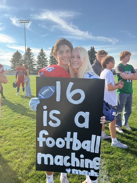 Football Signs For Boyfriend, Signs For Boyfriend, Rugby Poster, Football Ideas, Spirit Signs, Football Signs, Drill Team, Football Boyfriend, School Poster