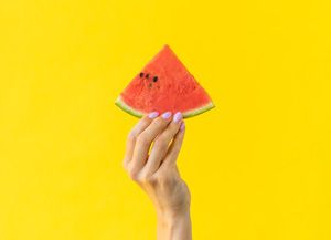 GraphicBurger Iphone Wallpaper Food, Watermelon Wallpaper, Graphic Burger, Bag Picture, Food Art Photography, Logo Design Set, Color Drawing Art, Fruit Photography, Yellow Iphone