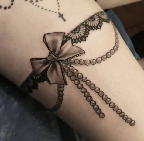 Lace Garter Tattoos, Thigh Garter Tattoo, Lace Bow Tattoos, Tattoo Lace, Garter Tattoo, Lace Tattoo Design, Thigh Garter, Beauty House, Bow Tattoo