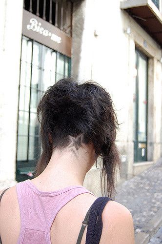 Star Undercut Design, Star Undercut, Star Haircut, Scene Haircuts, Side Cut Hairstyles, Undercut Hair Designs, Undercut Haircut, Undercut Long Hair, Shaved Hair Designs