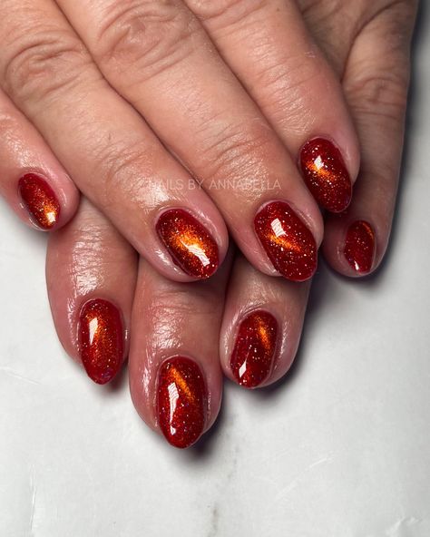 Burnt Orange Cat Eye Nails, Cat Eye Nails Orange, Orange Cat Eye Nails, Tigers Eye Nails, Tiger Eye Nails, Cat Eye Nails Polish, Latest Nail Trends, Eye Nails, Nail Colours