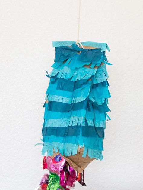 Make This Easy DIY Paper Bag Piñata With Your Kids Diy 3 Pinata, Paper Bag Pinata Craft, Diy Pinata Easy For Kids, Easy Diy Pinata, Diy Pinata Easy How To Make, Simple Pinata, Bag Diy Paper, Paper Bag Pinata, Make Your Own Pinata Diy