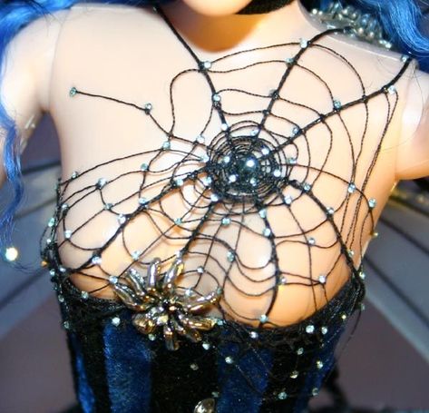 Spider Fairy, Gothic Spider, Spider Costume, Spider Queen, 3d Fashion, Body Adornment, Spider Woman, Mode Inspo, Dark Fashion