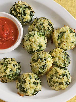 Yummy recipe for using up leftover rice. Spinach, onions, garlic... makes a great appetizer or side dish. Leftover Rice Recipes, Leftover Rice, Rice Balls, Leftovers Recipes, Snacks Für Party, Great Appetizers, Party Foods, Rice Recipe, Orzo