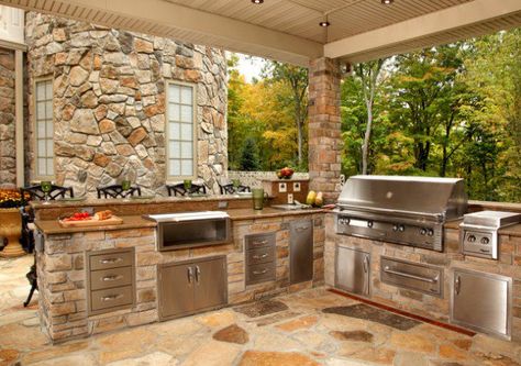 Outdoor Kitchen Countertops, House Pool, Outdoor Kitchen Bars, Outdoor Kitchen Appliances, Basic Kitchen, Backyard Kitchen, Outdoor Kitchen Design Layout, Outdoor Kitchen Patio, Kitchen Designs Layout