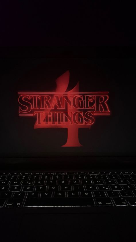 FCKING FINALLY Netflix And Chill Tumblr, Anime Cover, Movie Aesthetic, Stranger Things 2, Sleepover Activities, Stranger Things 4, Anime Cover Photo, Trippy Wallpaper, Netflix And Chill