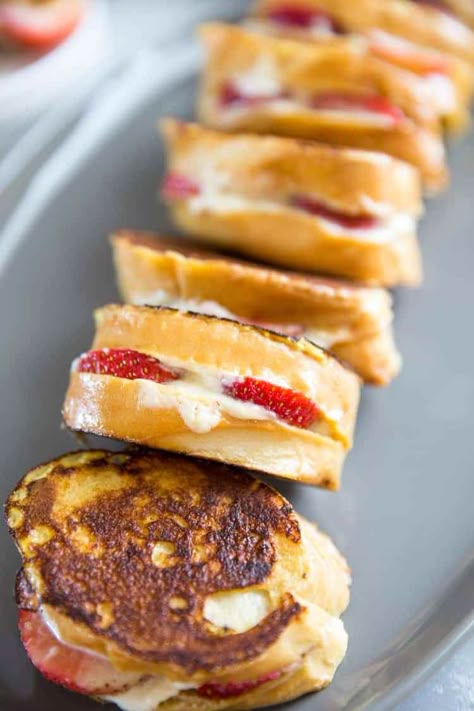 Cheesecake Stuffed French Toast, Cream Cheese Stuffed French Toast, Stuffed French Toast, Cheese Stuffed, French Toast Recipe, Think Food, Fresh Strawberries, Toast Recipes, Breakfast Brunch Recipes