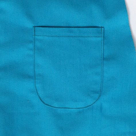 How to apply and sew a neat curved patch pocket to your handmade garments. Step by step guide for perfect curved patch pockets. Patch Pocket Pattern, Patch Pocket Design, Pocket Design Fashion, Nellie Bly, Fashion Journal, Fashion Technology, Patterns Sewing, Perfect Curves, Fashion Journals