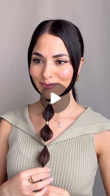 Ayse Acun on Instagram: "This hairstyle is called: trust the proces 🙂‍↔️🤝🏼

Follow for more hair videos 🫶🏻
#hairstyletutorial #hairideas #hairtrends #easyhairstyles #hairtok #hairtutorial #hairinfluencer #cutehairstyles #hairinspo #summerhair #hairstyles" Hair Videos, Summer Hairstyles, Hair Trends, Follow For More, Hair Tutorial, Hair Inspo, Cute Hairstyles, Easy Hairstyles, Influencer