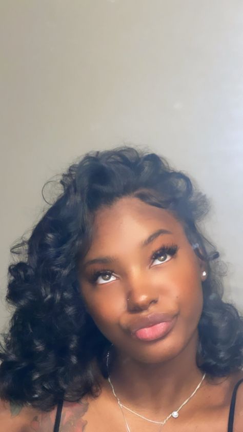 Short Hair With Curls At The End, Short Hair With Curls, Hair With Curls, Pressed Natural Hair, Silk Press Natural Hair, Flat Iron Hair Styles, Natural Hair Styles Easy, Silk Press, Hair Laid