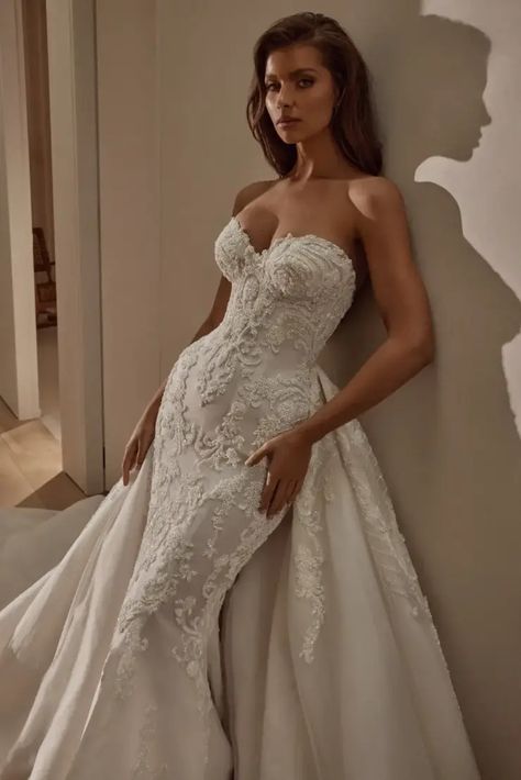 Leah De Gloria | Lovella Bridal - Alaska + Overskirt | Lovella Bridal Leah Da Gloria Wedding Dress, Corset Top Wedding Dress, Pnina Tornai Wedding Dress, Leah Da Gloria, Bridal Reflections, Alaska Wedding, Pretty Wedding Dresses, Fancy Wedding Dresses, Trumpet Wedding Dress