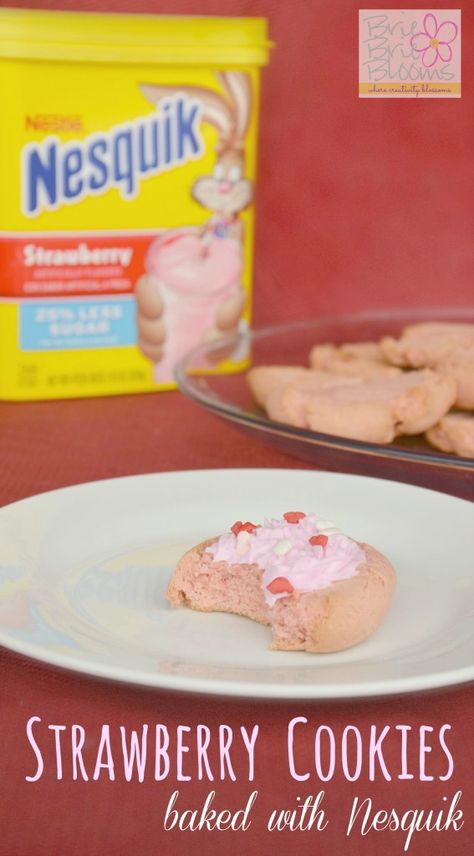 Strawberry Cookies baked with Nesquik - Brie Brie Blooms Nesquik Recipes, Strawberry Nesquik, February Preschool, Cookies Strawberry, Deserts Easy, Strawberry Cookies, Preschool Themes, Fun Baking Recipes, Pink Party