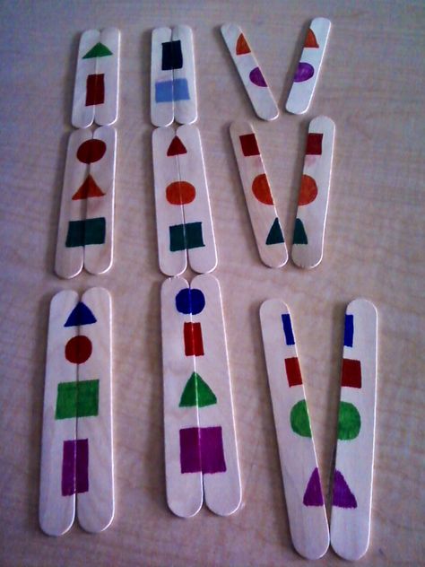 Shape Activities Preschool, Random Shapes, Shapes Activities, Popsicle Stick Crafts, בר מצווה, Random Colors, Shape Matching, Toddler Learning Activities, Popsicle Sticks