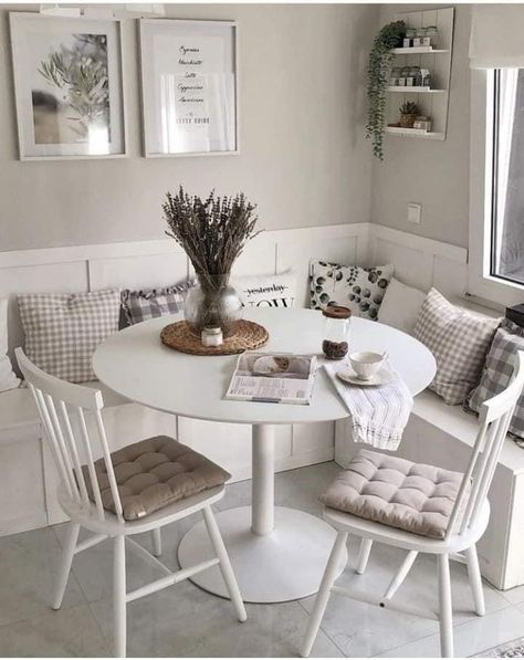 Small Corner Table Kitchen, Bench In The Kitchen, Small Dining Room Corner Ideas, Cozy Kitchen Nook Ideas, Kitchen Corner Table, Living Room L Shape Sofa, Tiny Dining Room Ideas, Corner Dining Table, Modern Breakfast Nook