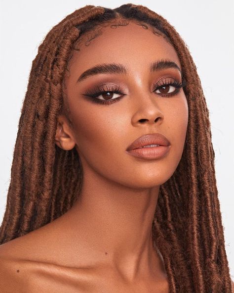 Clubbing Makeup, Mekap Mata, Brown Girls Makeup, Bold Makeup Looks, Brown Skin Makeup, Smink Inspiration, Simple Makeup Looks, Beauty Photoshoot, Glowing Makeup