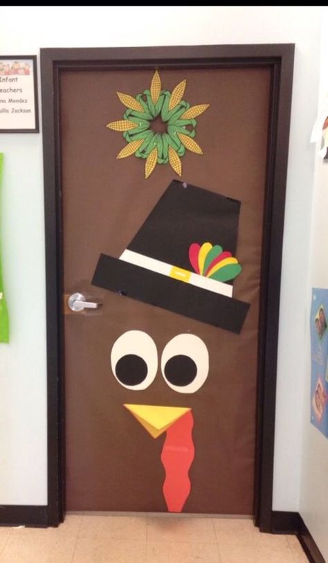 Thanksgiving School Bulletin Boards, Thanksgiving Door Decorations Classroom Preschool, Fall Classroom Door Ideas, Thanksgiving Door Decorations Classroom, Thanksgiving Classroom Door, Fall Classroom Door, Thanksgiving Door Decorations, Classroom Door Ideas, Preschool Door