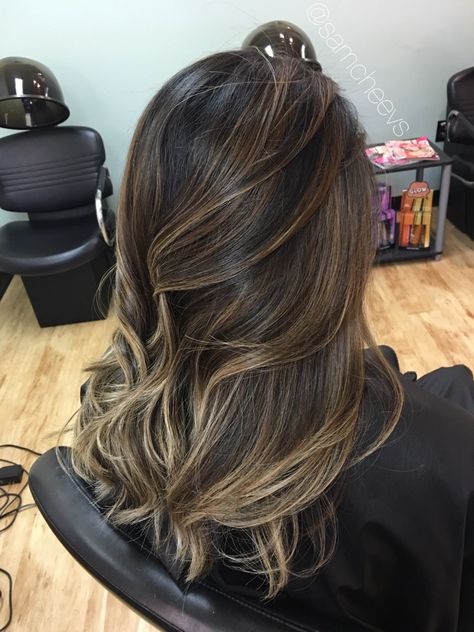 Balayage For Brown Hair, Dark Hair Balayage, Highlights For Dark Hair, Ideas For Hair Color, Light Brown Balayage, Baylage Hair, Honey Hair Color, Brown Ombre Hair, Ash Hair Color