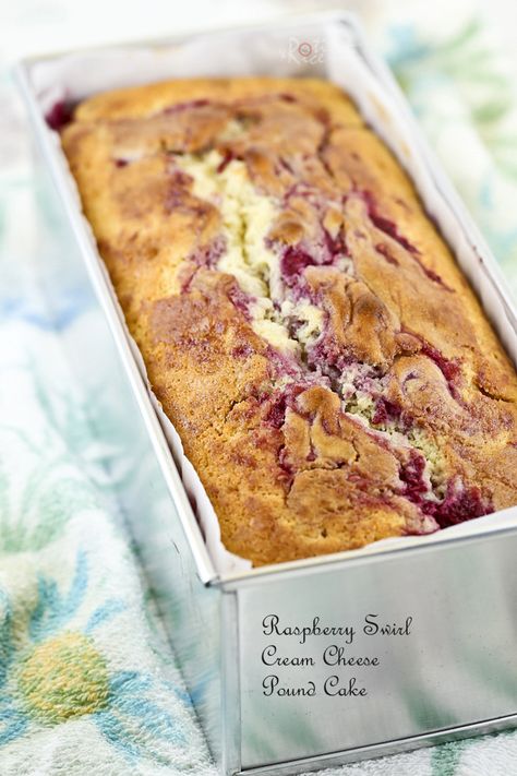 Cheese Pound Cake, Cream Cheese Bread, Cream Cheese Pound Cake, Raspberry Recipes, Raspberry Cake, Bread Recipes Sweet, Pound Cake Recipes, Bread Cake, Cheese Bread