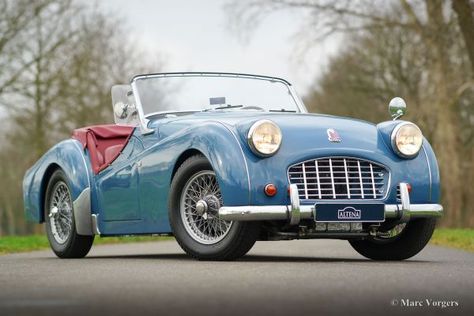 Triumph TR 3, 1957 - Welcome to ClassiCarGarage Triumph Motor, Triumph Tr3, Studebaker Trucks, Triumph Cars, Indian Motorcycles, British Sports, British Sports Cars, Cars Vintage, Ford Classic Cars