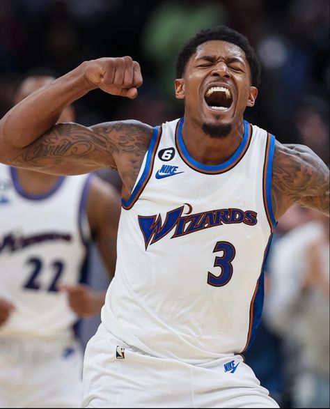 Tall Nba Players, Ja Morant Slam Magazine, New York Liberty Wnba, Bradley Beal, Best Uniforms, Los Angeles Sparks Wnba, Kevin Durant, Nba Players, Basketball Players