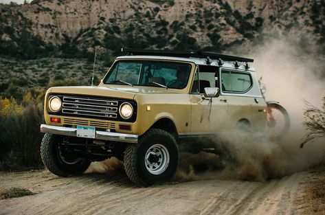 Scout 800, Iron And Resin, International Scout Ii, Scout Ii, International Harvester Scout, International Harvester Truck, Off Roaders, International Scout, Overland Vehicles