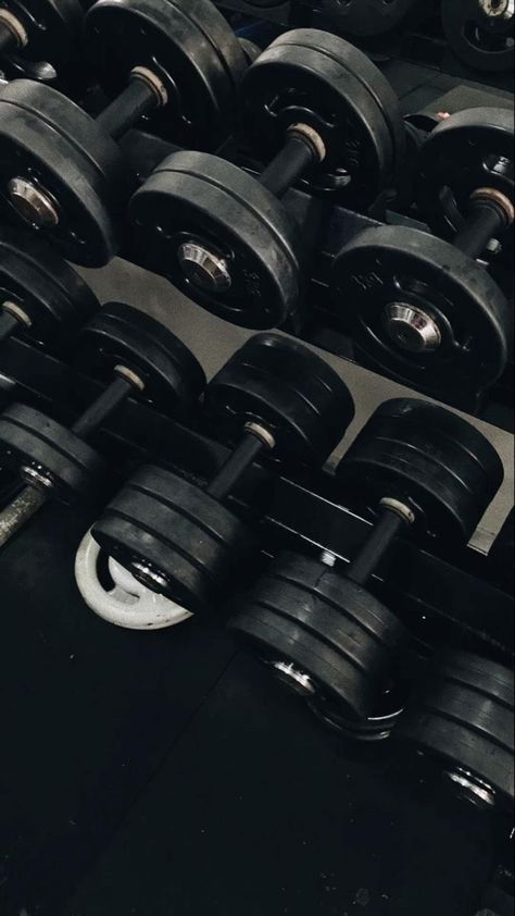 Dumbbell Wallpaper Gym, Dumbbells Wallpaper, Dumbell Wallpaper, Gym Bros Aesthetic, Male Gym Aesthetic, Dumbbell Wallpaper, Dumbbell Photography, Dumbbell Aesthetic, Black Gym Aesthetic