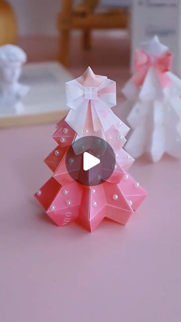 Easy Diy Origami, Christmas Food Crafts For Kids To Make, Easy Origami Christmas Ornaments, Christmas Tree Origami Easy, Creative Origami Ideas, Easy Christmas Crafts With Paper, Christmas Crafts Children, Diy Christmas Decor Easy, Easy Children’s Christmas Crafts